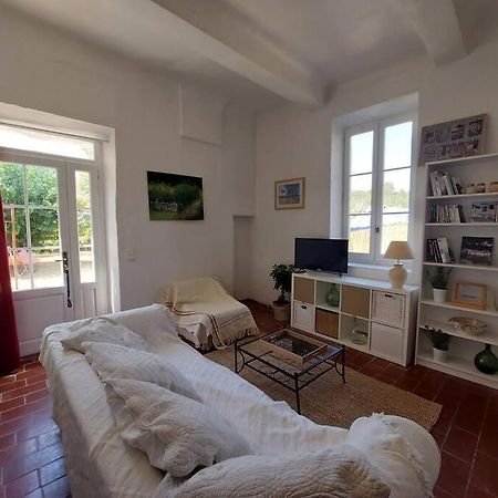 Maison De Cesar Saint-Saturnin-les-Apt Exterior photo